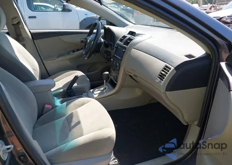 2013 Toyota Corolla Le z USA, uszkodzony, nr VIN 5YFBU4EE9DP158311